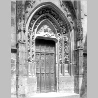 Porte du bras sud du transept. Photo by Lefevre-Pontalis, Eugene, culture.gouv.fr.jpg